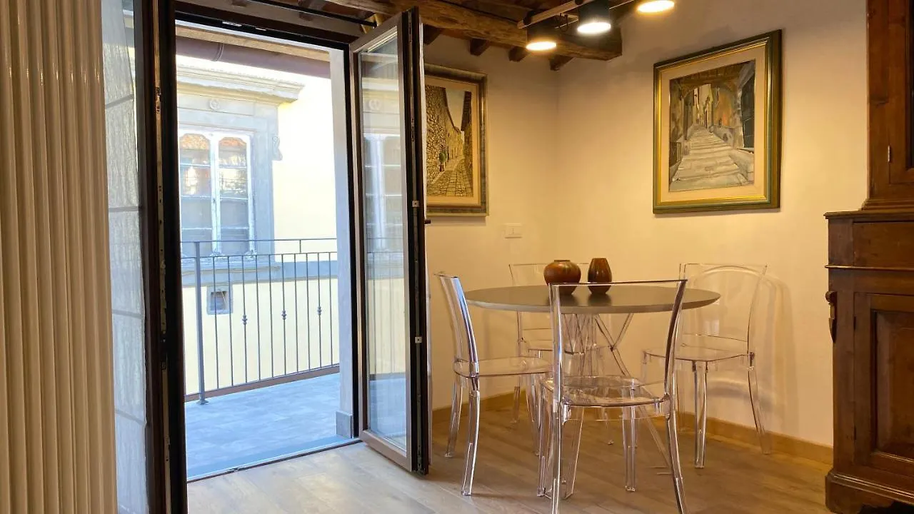 La Vecchia Casa Di Moda Cortona Italy